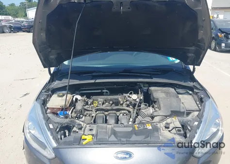 2016 Ford Focus Se z USA, uszkodzony, nr VIN 1FADP3F21GL334804